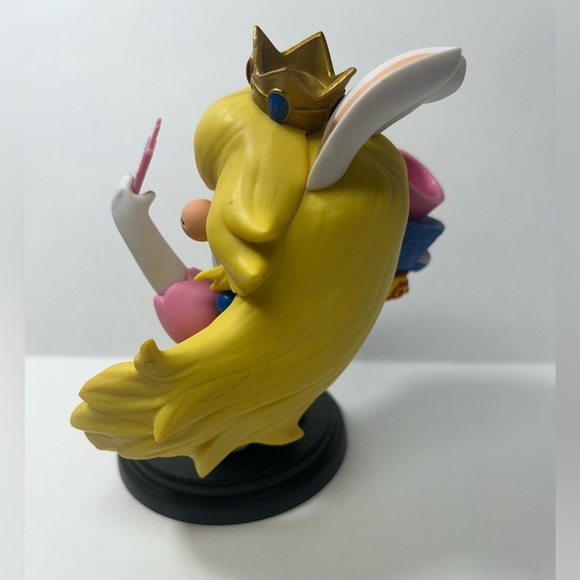 Mario + Rabbids Kingdom Battle - Rabbid Peach Figure 📱🤪 - Picture 5 of 11